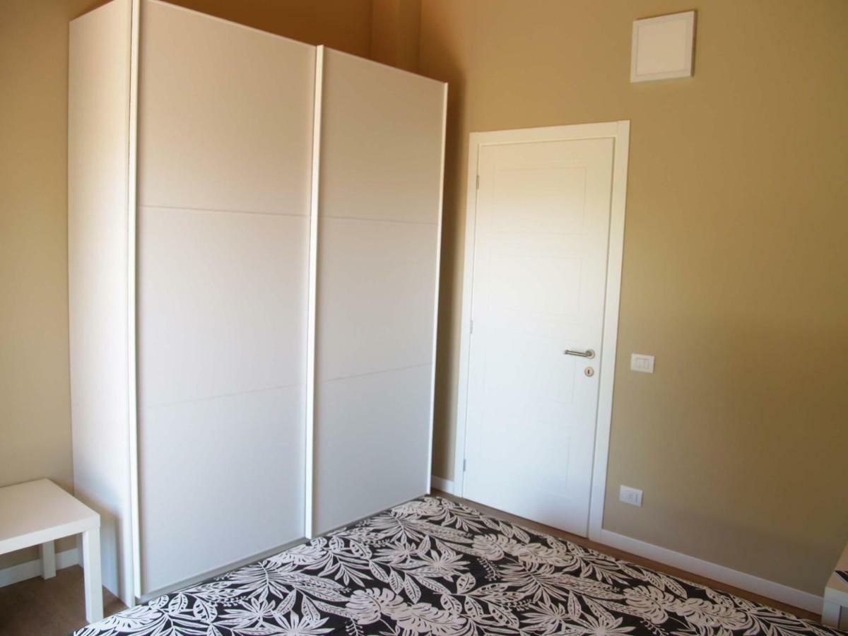 Casa Il Cedro Apartment แวร์บาเนีย ภายนอก รูปภาพ